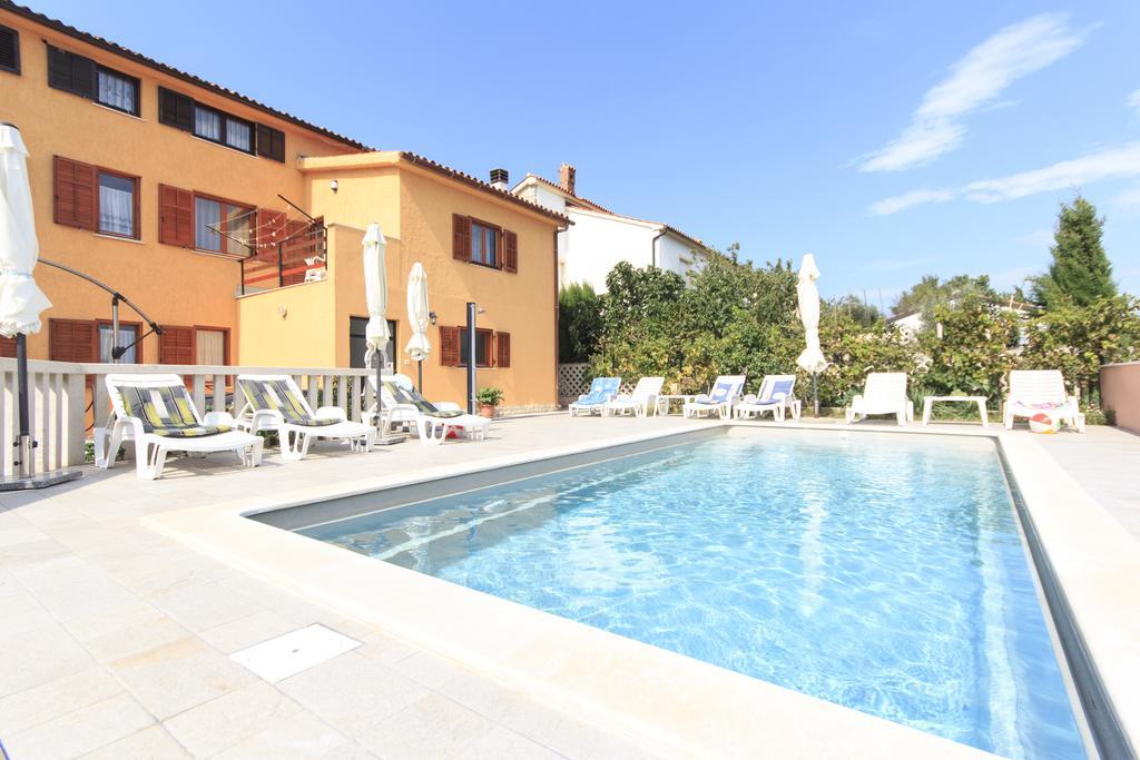 Villa Vinkuran Exterior foto